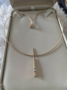 Minimalist Gold Spike Pendant Choker Necklace